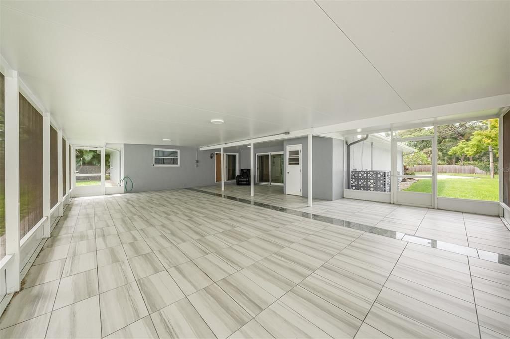 For Sale: $645,000 (3 beds, 3 baths, 2230 Square Feet)