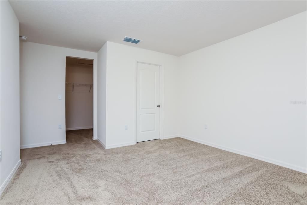 En Renta: $1,865 (4 camas, 2 baños, 1358 Pies cuadrados)