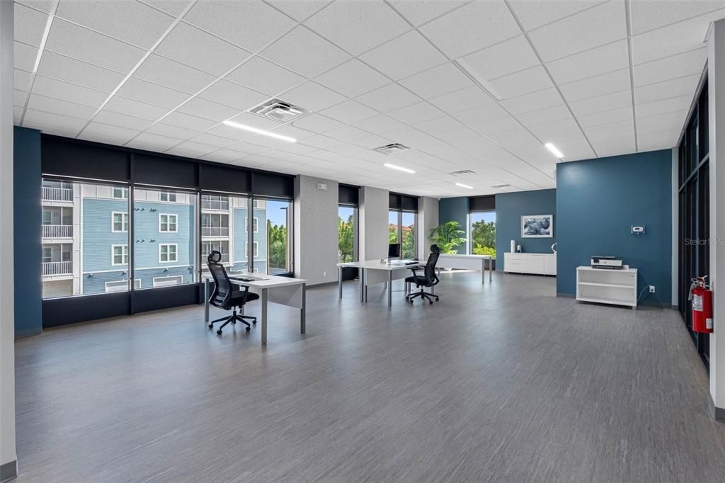 合同活跃: $3,300,000 (0 贝兹, 0 浴室, 11328 平方英尺)