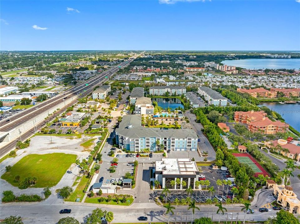 合同活跃: $3,300,000 (0 贝兹, 0 浴室, 11328 平方英尺)