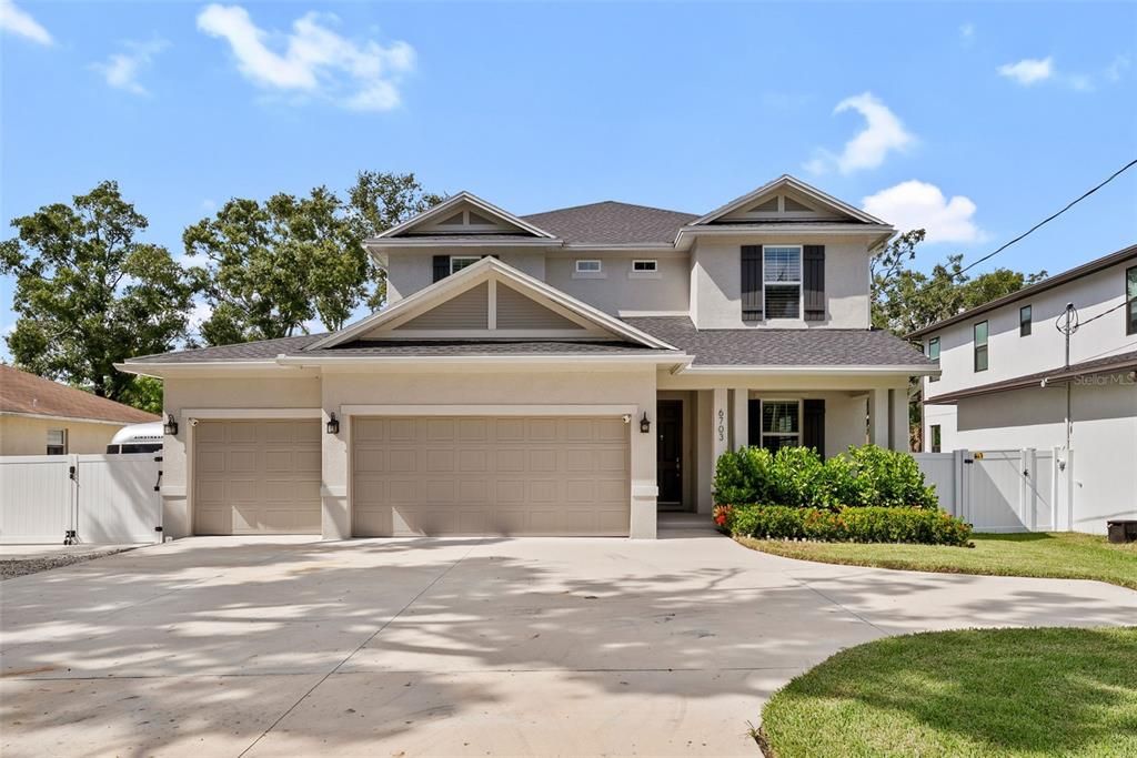 Active With Contract: $1,275,000 (4 beds, 3 baths, 2857 Square Feet)