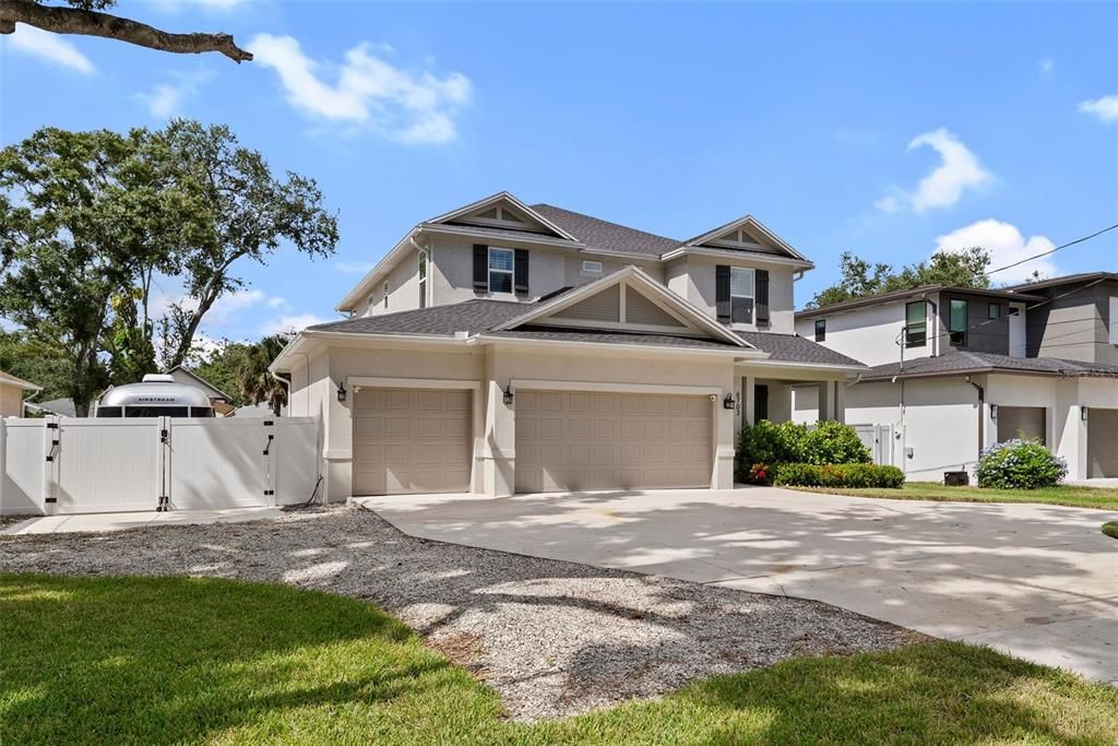 Active With Contract: $1,275,000 (4 beds, 3 baths, 2857 Square Feet)