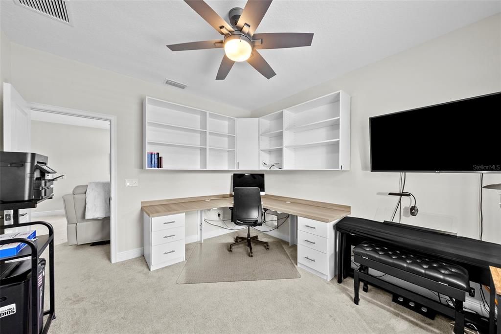 Active With Contract: $1,275,000 (4 beds, 3 baths, 2857 Square Feet)