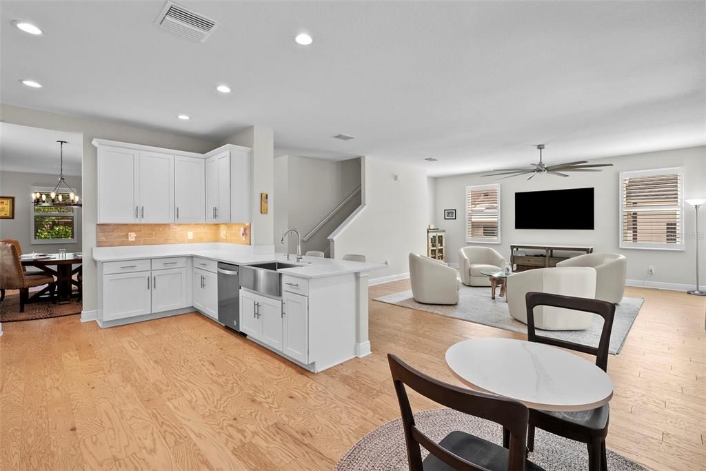 Active With Contract: $1,275,000 (4 beds, 3 baths, 2857 Square Feet)