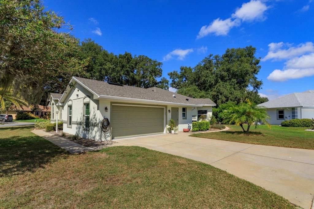 For Sale: $389,000 (2 beds, 2 baths, 2009 Square Feet)