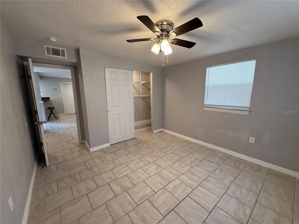 For Sale: $239,900 (3 beds, 2 baths, 1045 Square Feet)