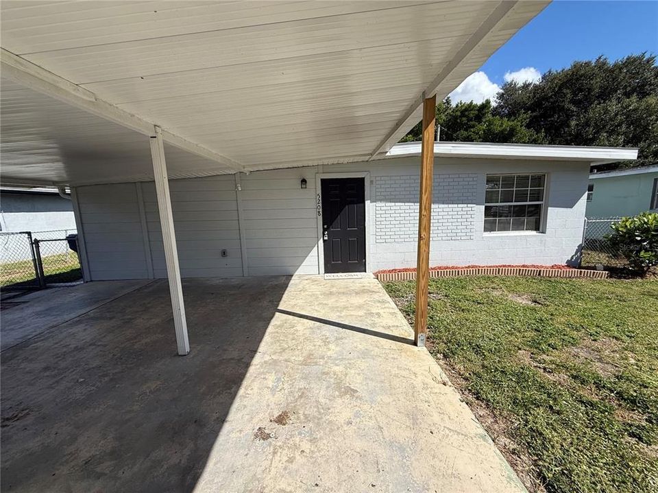 For Sale: $239,900 (3 beds, 2 baths, 1045 Square Feet)