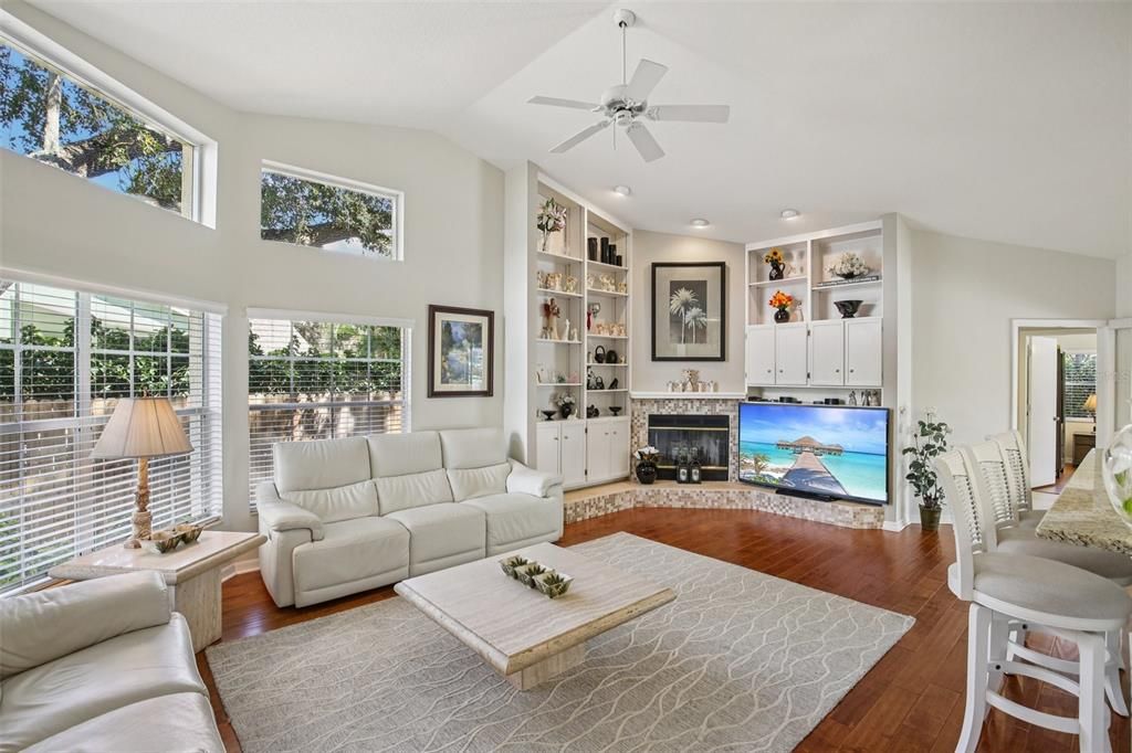 For Sale: $750,000 (3 beds, 2 baths, 2509 Square Feet)