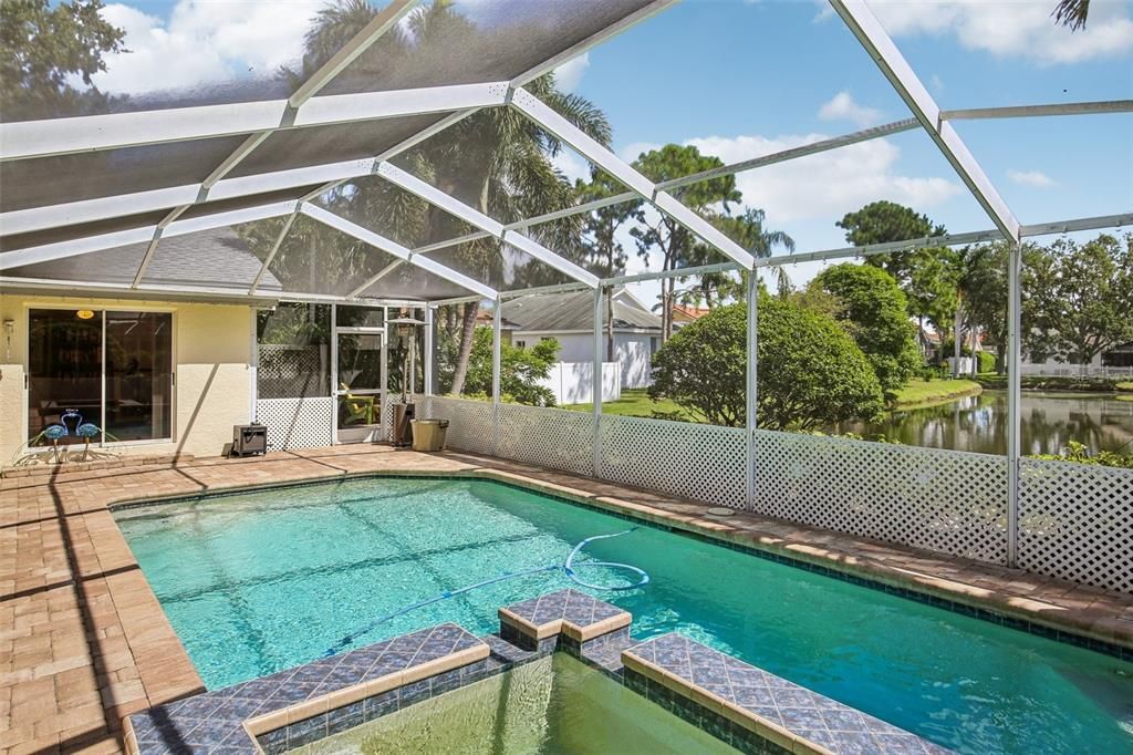 For Sale: $750,000 (3 beds, 2 baths, 2509 Square Feet)