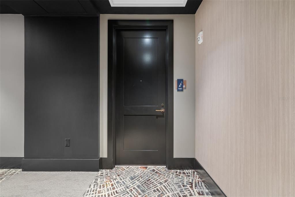 En Venta: $1,750,000 (3 camas, 3 baños, 2140 Pies cuadrados)