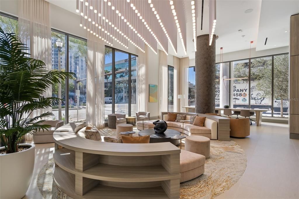 En Venta: $1,750,000 (3 camas, 3 baños, 2140 Pies cuadrados)