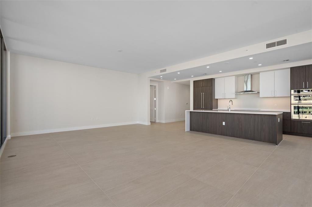 En Venta: $1,750,000 (3 camas, 3 baños, 2140 Pies cuadrados)