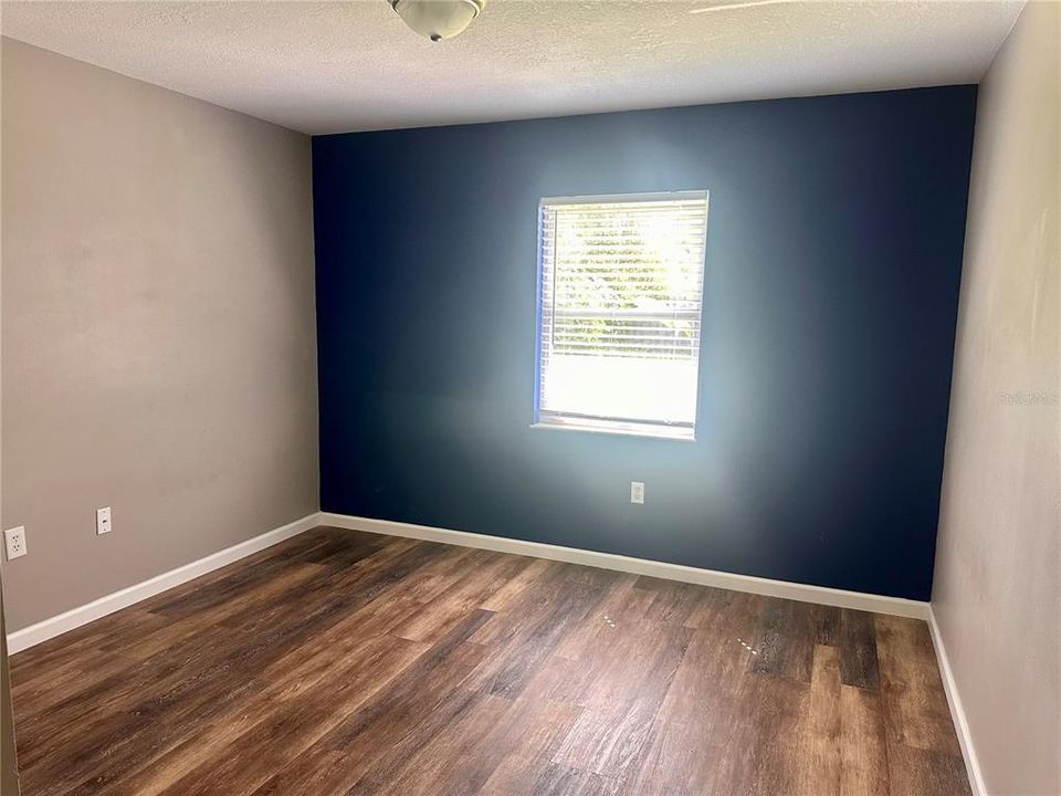 For Sale: $229,900 (3 beds, 2 baths, 1388 Square Feet)