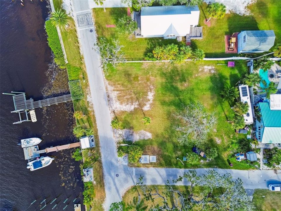 En Venta: $450,000 (0.34 acres)