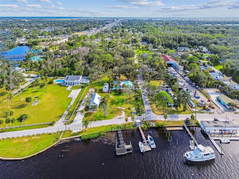 En Venta: $450,000 (0.34 acres)