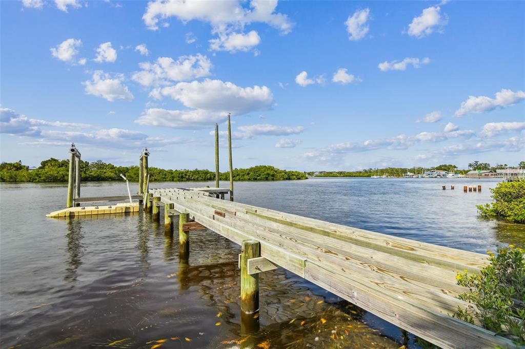 En Venta: $450,000 (0.34 acres)