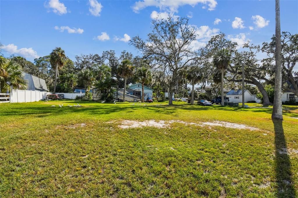 En Venta: $450,000 (0.34 acres)