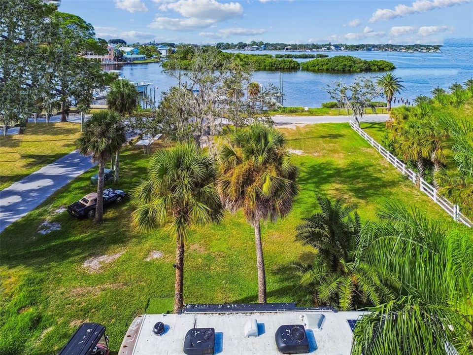 En Venta: $450,000 (0.34 acres)