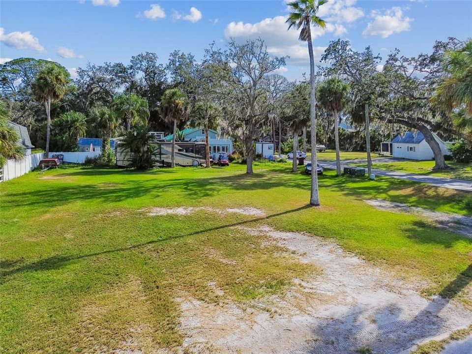 En Venta: $450,000 (0.34 acres)