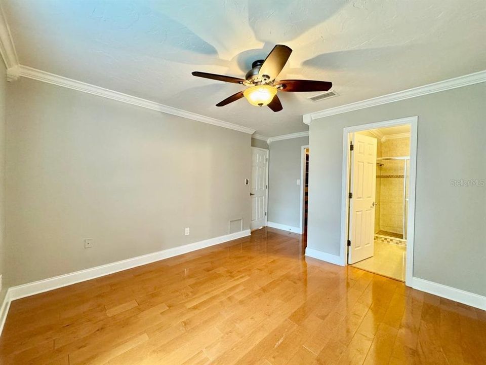 出租: $1,750 (2 贝兹, 2 浴室, 1027 平方英尺)