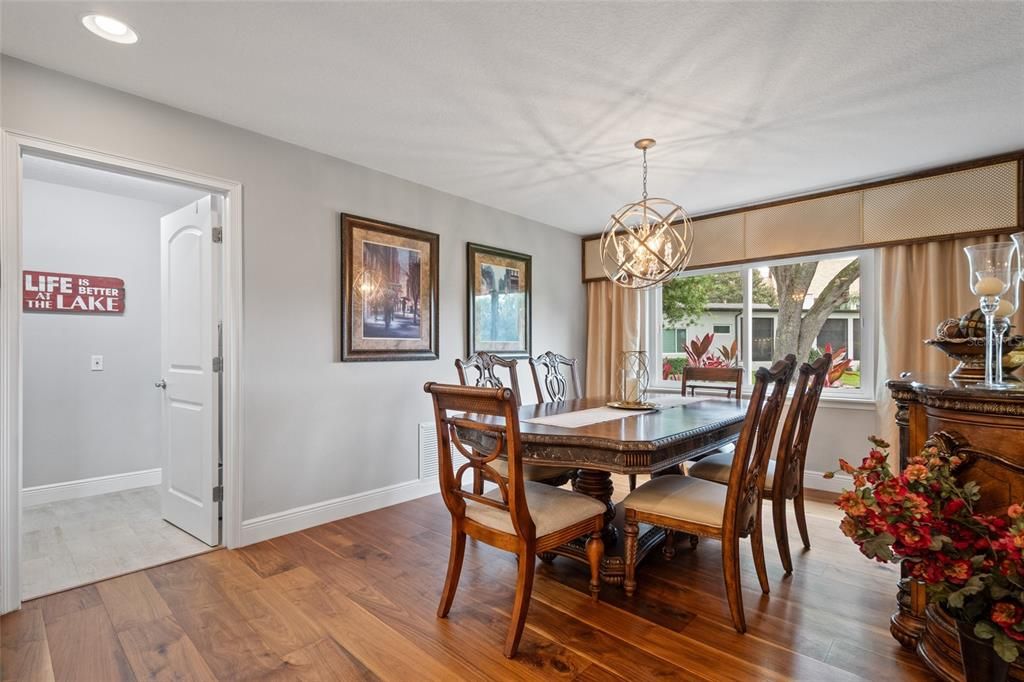 En Renta: $7,500 (4 camas, 3 baños, 2320 Pies cuadrados)