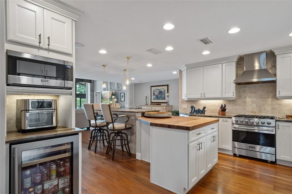 En Renta: $7,500 (4 camas, 3 baños, 2320 Pies cuadrados)