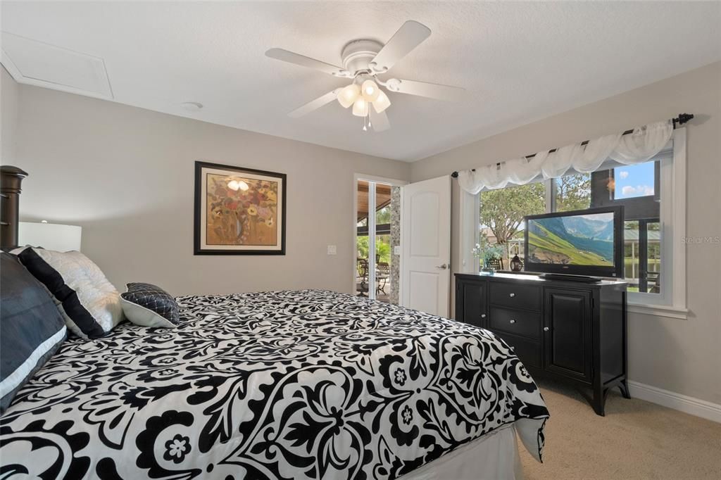 En Renta: $7,500 (4 camas, 3 baños, 2320 Pies cuadrados)