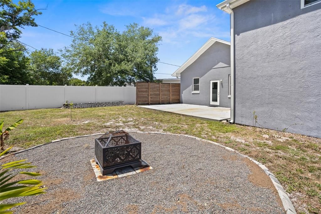 На продажу: $850,000 (4 спален, 3 ванн, 3248 Квадратных фут)