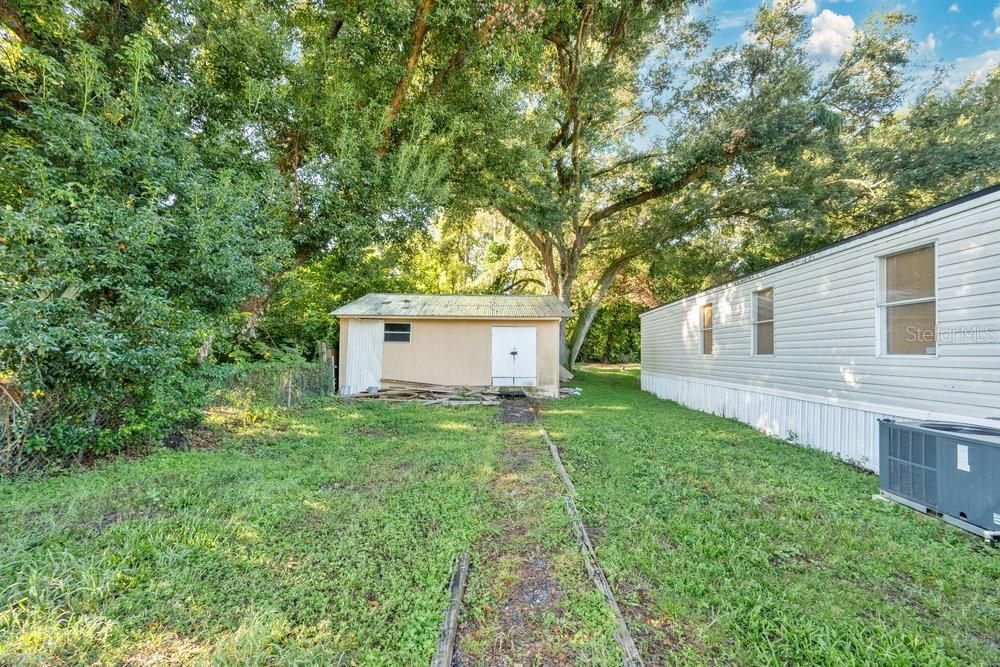 Active With Contract: $169,900 (3 beds, 2 baths, 1216 Square Feet)