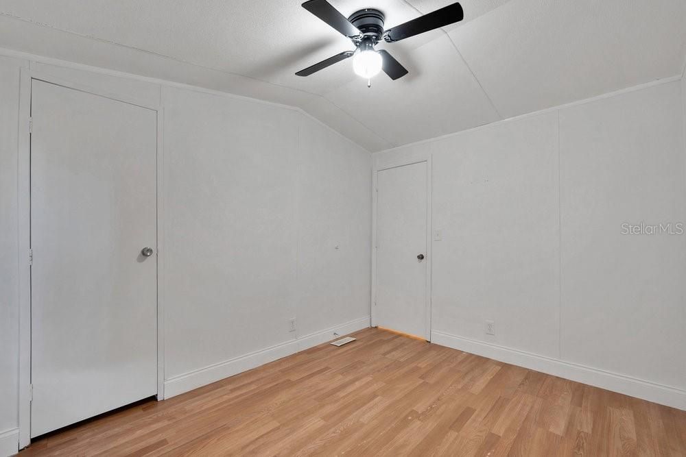 Active With Contract: $169,900 (3 beds, 2 baths, 1216 Square Feet)