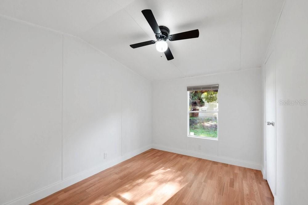 Active With Contract: $169,900 (3 beds, 2 baths, 1216 Square Feet)