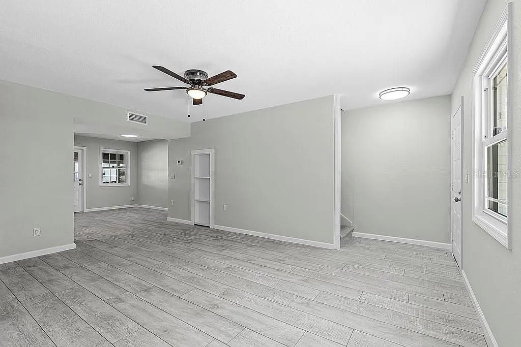 For Sale: $445,000 (2 beds, 2 baths, 1152 Square Feet)