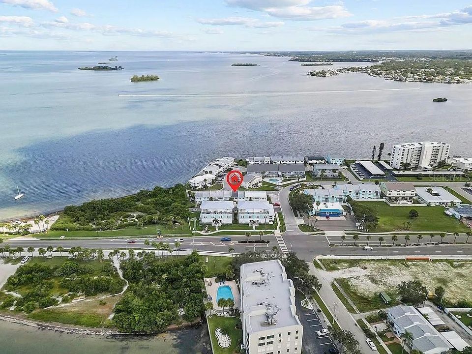 For Sale: $445,000 (2 beds, 2 baths, 1152 Square Feet)