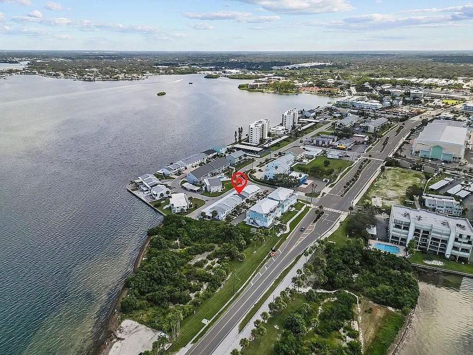 For Sale: $445,000 (2 beds, 2 baths, 1152 Square Feet)