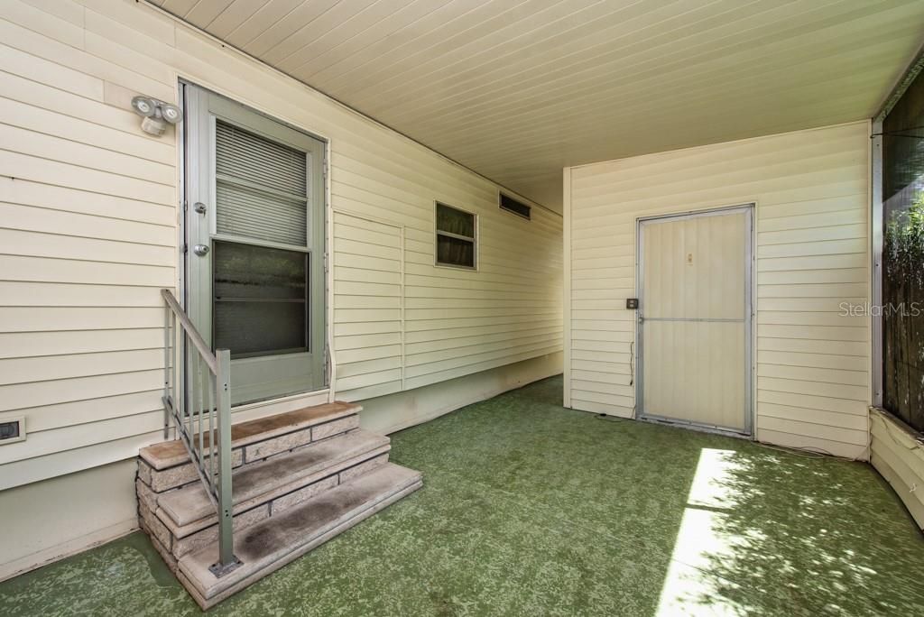 Activo con contrato: $165,000 (2 camas, 2 baños, 1120 Pies cuadrados)