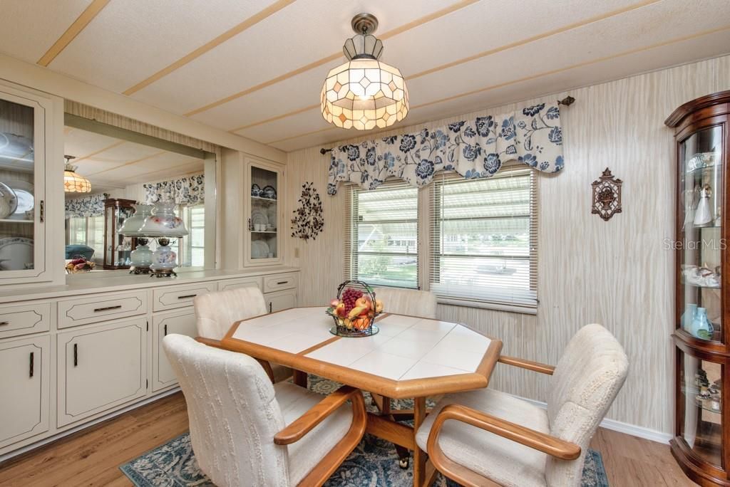 Activo con contrato: $165,000 (2 camas, 2 baños, 1120 Pies cuadrados)