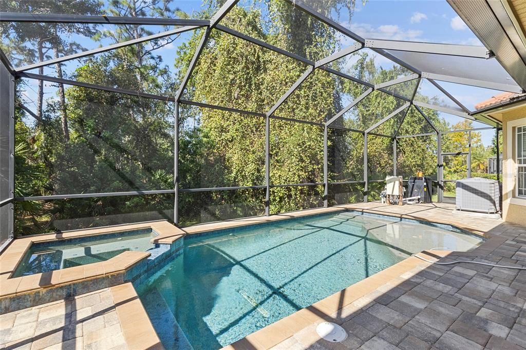 For Sale: $935,000 (5 beds, 4 baths, 3934 Square Feet)