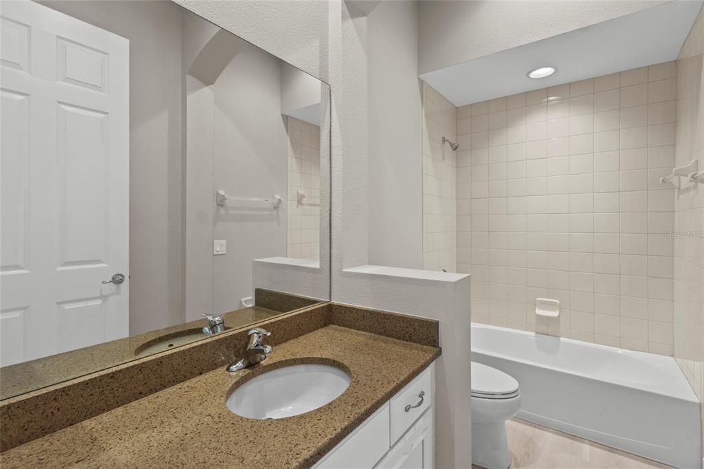 For Sale: $935,000 (5 beds, 4 baths, 3934 Square Feet)