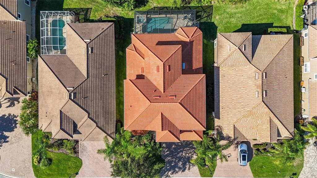 For Sale: $935,000 (5 beds, 4 baths, 3934 Square Feet)