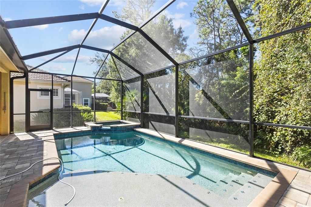 For Sale: $935,000 (5 beds, 4 baths, 3934 Square Feet)