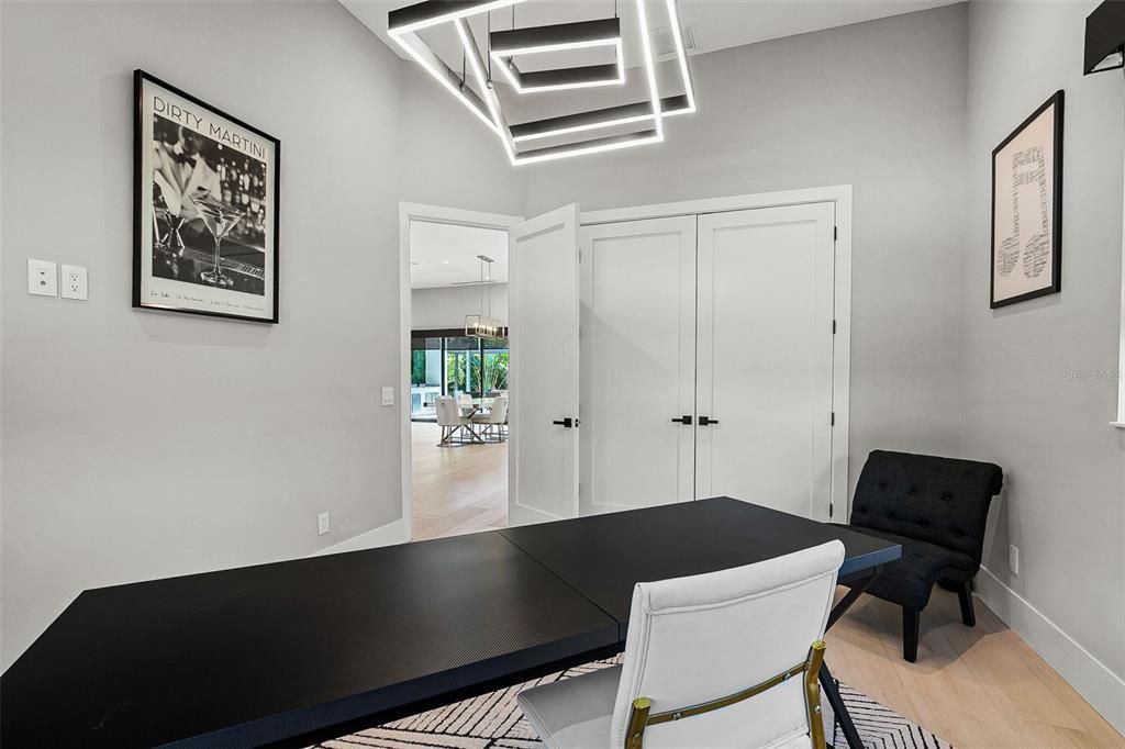 For Sale: $2,295,000 (5 beds, 5 baths, 3651 Square Feet)