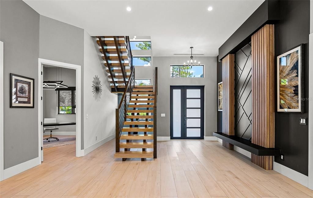 For Sale: $2,295,000 (5 beds, 5 baths, 3651 Square Feet)