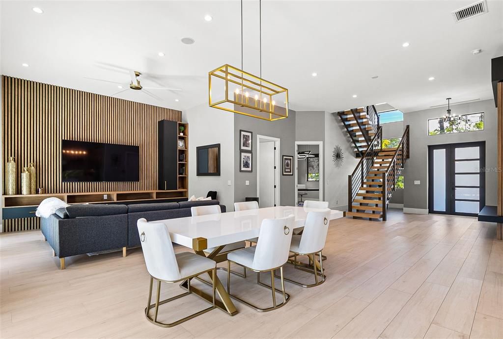 For Sale: $2,295,000 (5 beds, 5 baths, 3651 Square Feet)