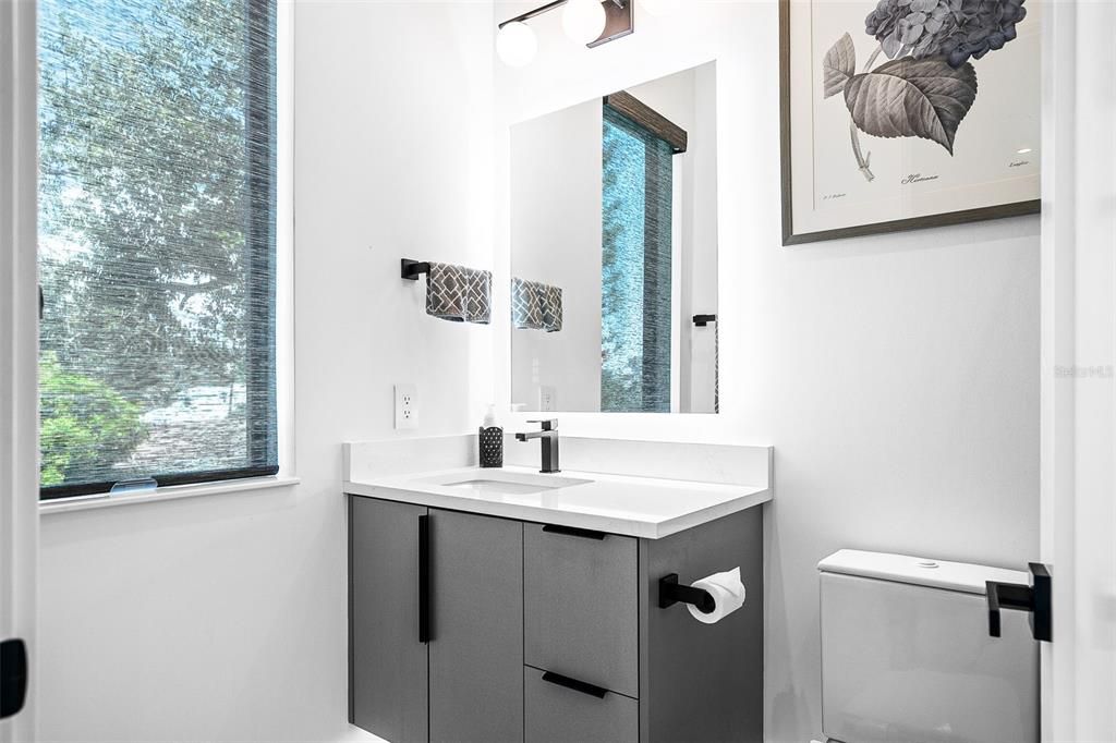 For Sale: $2,295,000 (5 beds, 5 baths, 3651 Square Feet)