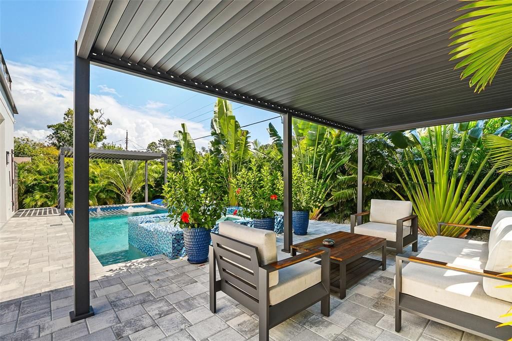 For Sale: $2,295,000 (5 beds, 5 baths, 3651 Square Feet)