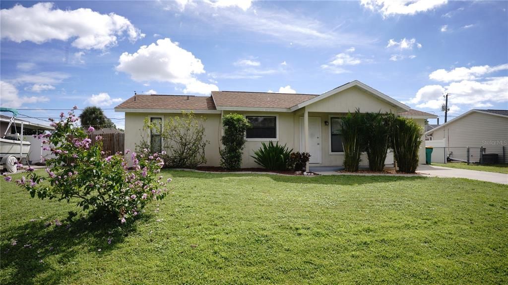 Activo con contrato: $175,000 (2 camas, 2 baños, 1008 Pies cuadrados)