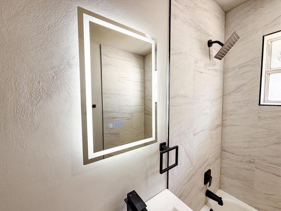 En Venta: $238,900 (3 camas, 1 baños, 960 Pies cuadrados)