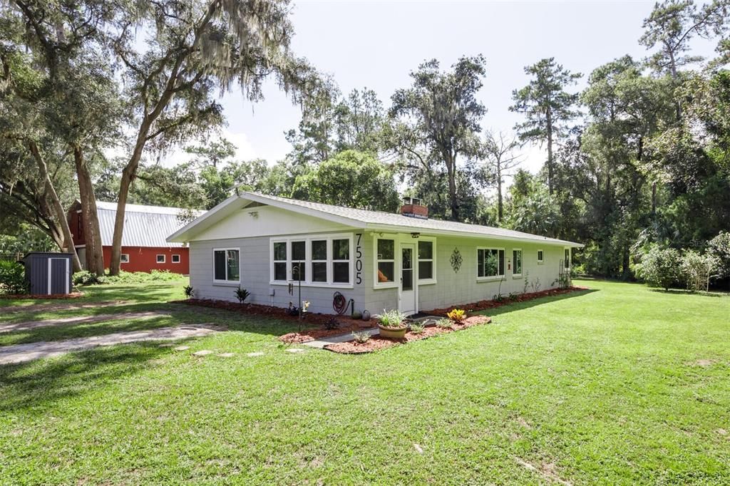 Vendido Recientemente: $487,000 (3 camas, 2 baños, 2046 Pies cuadrados)