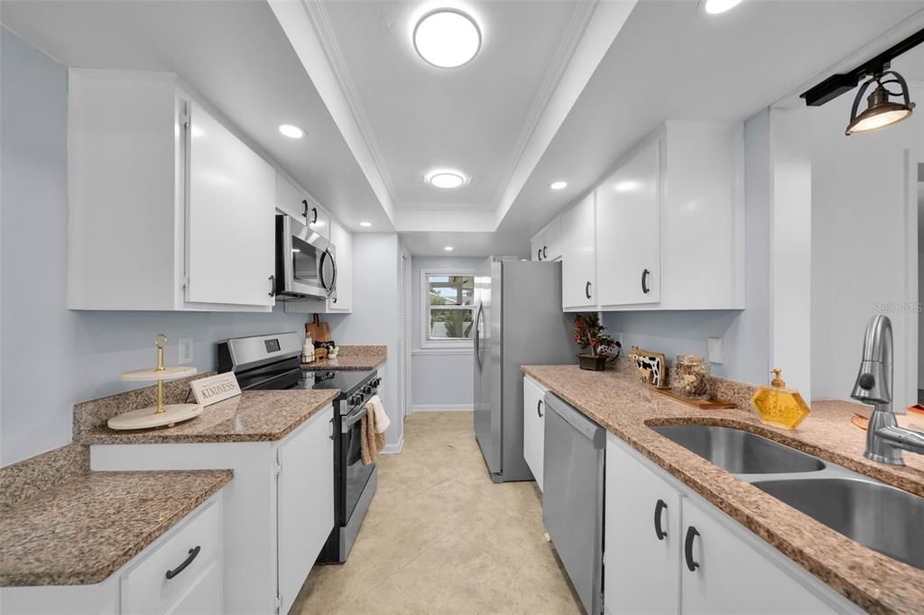 待售: $420,000 (3 贝兹, 2 浴室, 1602 平方英尺)