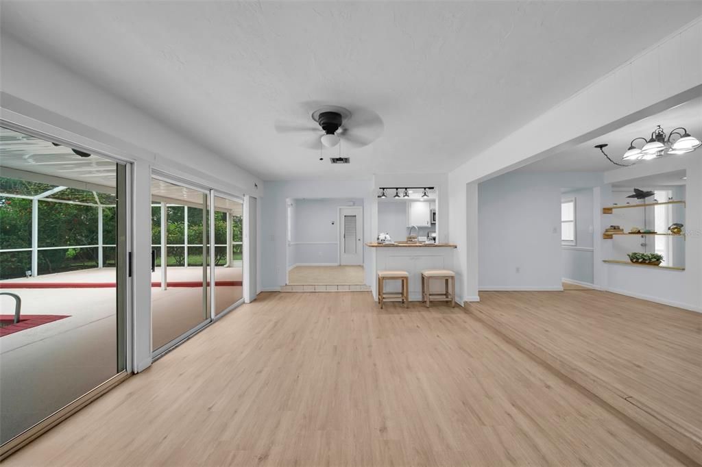 待售: $420,000 (3 贝兹, 2 浴室, 1602 平方英尺)